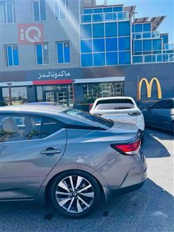 نیسان سێنترا